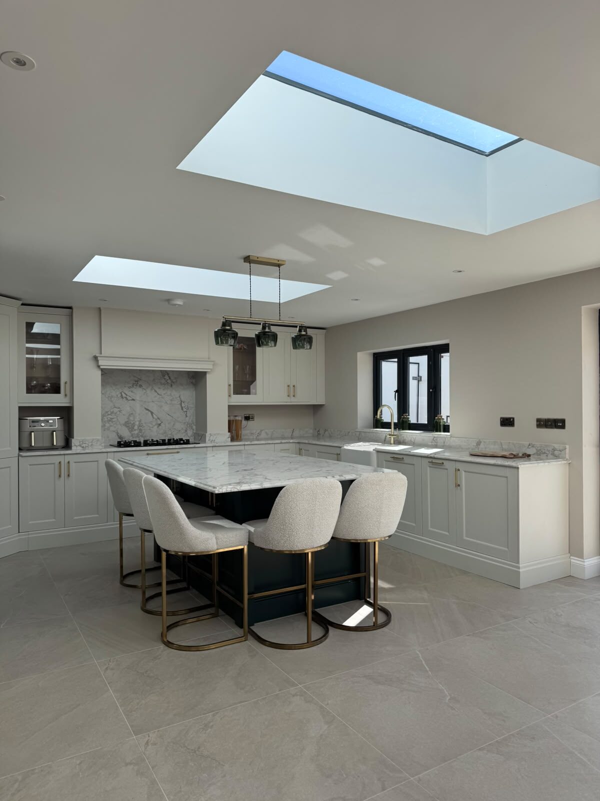 Kitchen & Utility